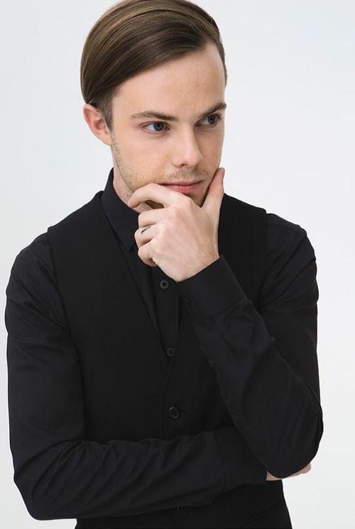 Hoy es el cumpleaños Jamie Sierota. Happy Birthday Jamie.    Paraguay loves you. (^ ^)  
