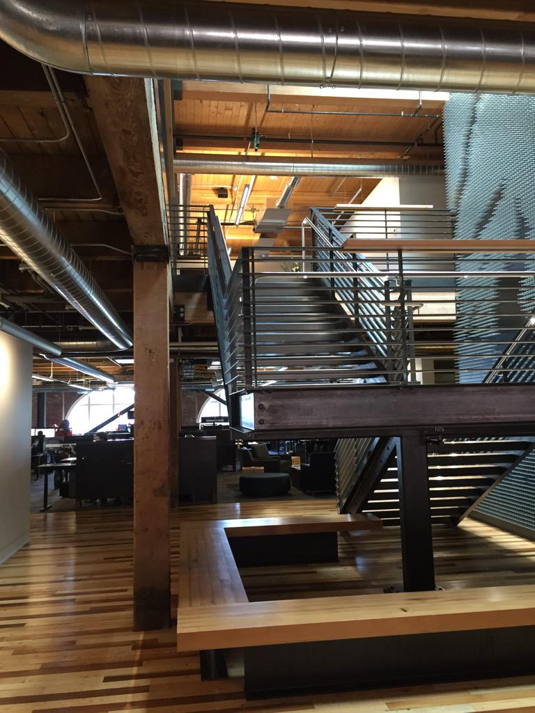 LanaGAEC's tweet photo. @USGBC Thanks 4 wonderful article about #UnionStables. Amazing location to work. @LEWISbuilds http://t.co/8Vymhq6wOc http://t.co/i2BYEi3Hxh