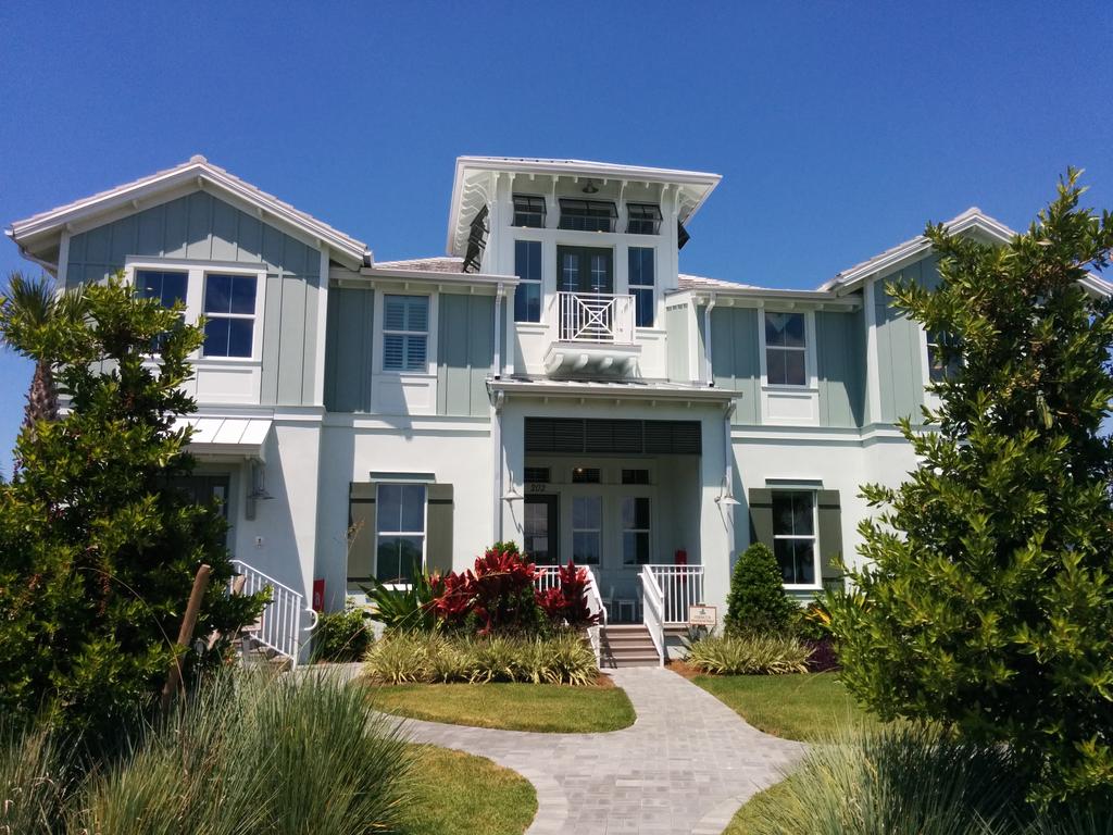 debllamb's tweet photo. 7-Step Guide to Selling a House http://t.co/7NoWhseZTT via @realtordotcom
#homesellingguide #homesellertips http://t.co/fIjZ1NNYZ4