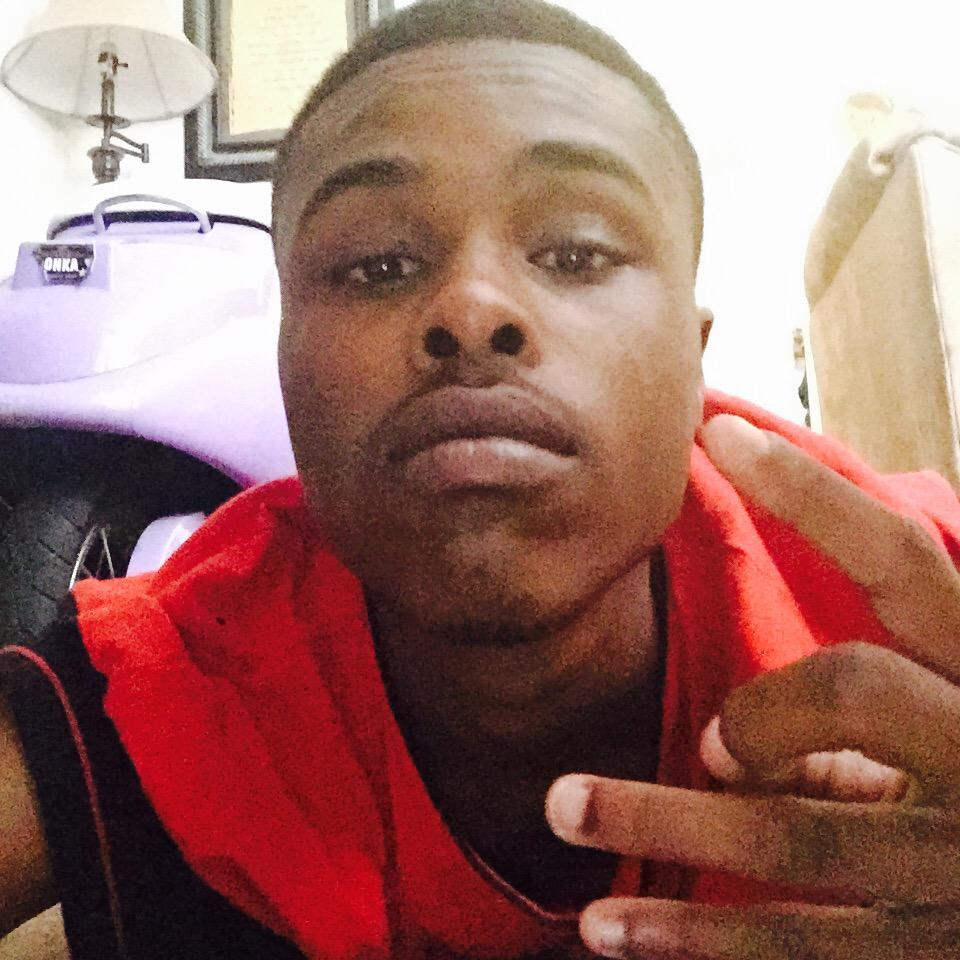 DollaSigns400's tweet photo. 😈😈😈😈 http://t.co/fjFjdvObdx