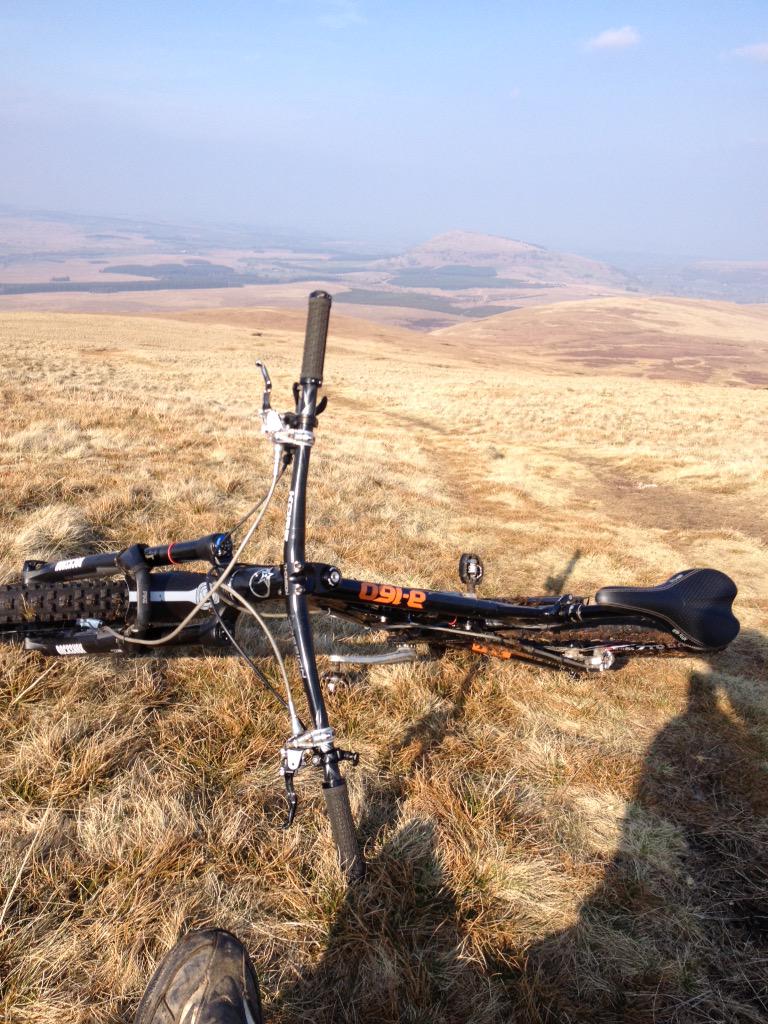 rcarr468's tweet photo. Great Dodd, heading for the awesome Sticks Pass @orangebikes http://t.co/vA8HYSX5aT