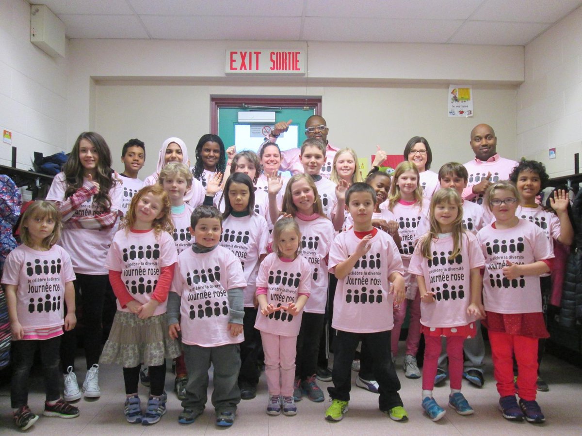 Pour ceux qui auraient raté la Journée #Viarose d'hier voici un petit résumé bit.ly/1yh0TsC #DayofPink