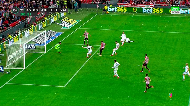 PedroEP7's tweet photo. Este gol no os recuerda a........ http://t.co/wVOWn6dvkb
