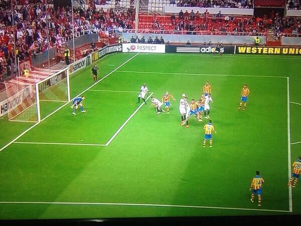 PedroEP7's tweet photo. Este gol no os recuerda a........ http://t.co/wVOWn6dvkb