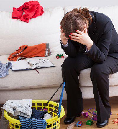 theirishpost's tweet photo. Ireland is no country for working mothers-do you agree? @Netmums @SiobhanFreegard @ChannelMum http://t.co/lu57B3OUur http://t.co/goY03nrld4