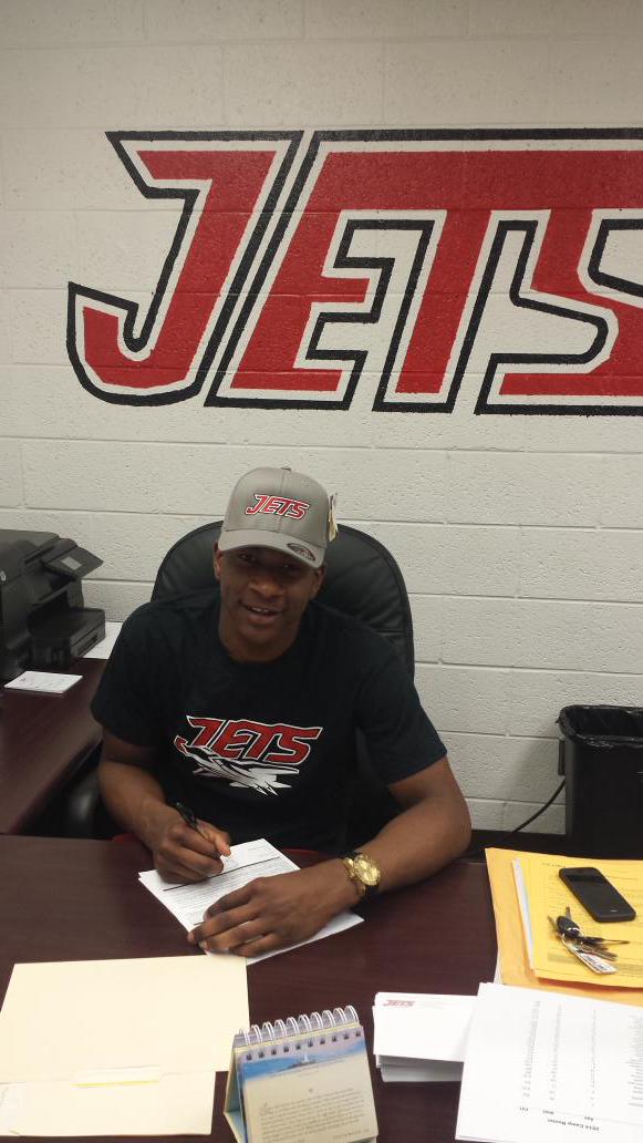 NOCEnidMBB's tweet photo. Getting inked up! Welcome to the Jet Family @_bigdream32_ #JetsHoops http://t.co/HHTtz5uSGt