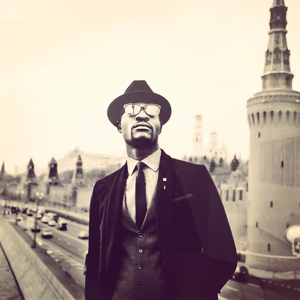CCFashionAssoc's tweet photo. Catch the new @MoCP_Chicago photo gallery at the 5pm release event! #Art #ColumbiaCollege #History #photography http://t.co/ve2KHCIIFC