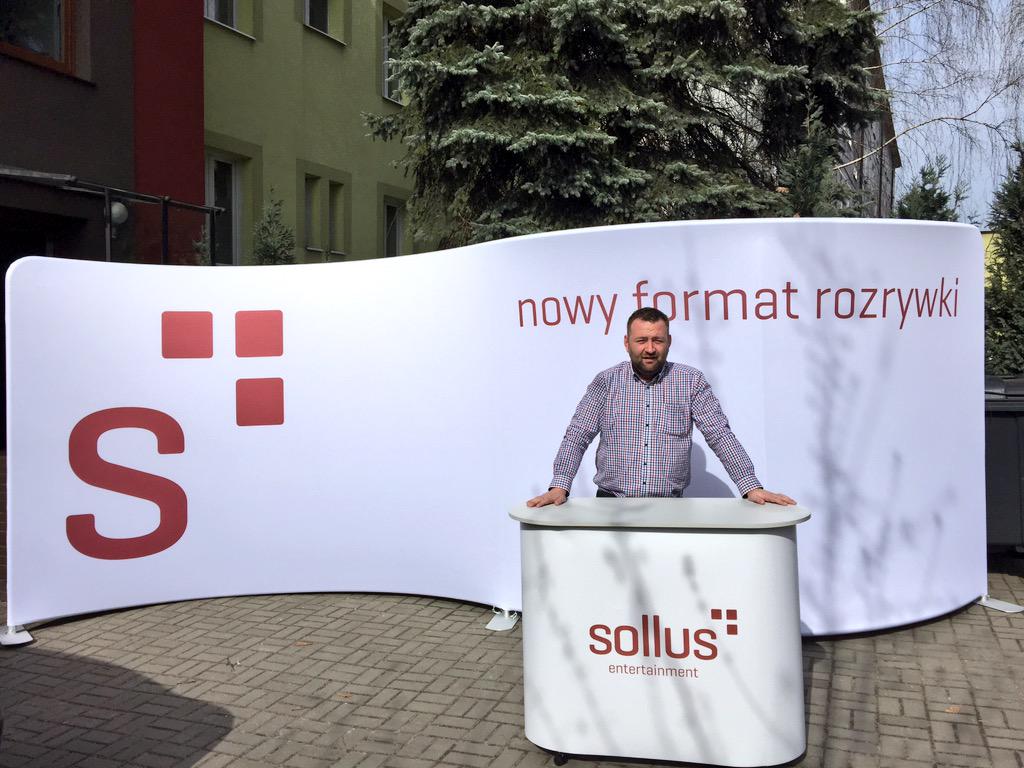 sollusgroup's tweet photo. Nowa ścianka #sollus gotowa. Od jutra podczas naszych wydarzeń znajdziecie nasz zespół łatwiej. #teatr #rozrywka http://t.co/uU0XS6CAfB