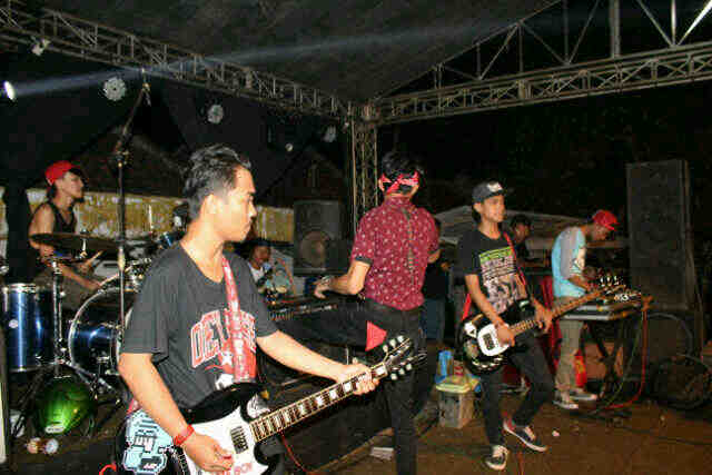 SUPER STRUM (new) tweet media