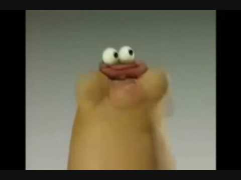 MangleMsp's tweet image. He is eating gum