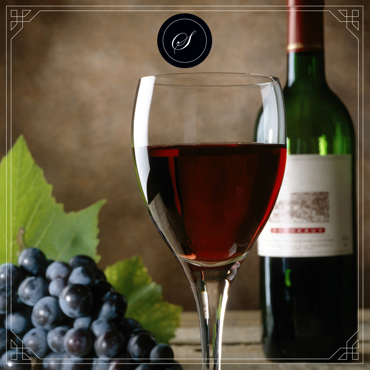 ElSegovianoMid's tweet photo. ¿Vino tinto o vino blanco?, ¿Cuál prefieren? http://t.co/8GukOYYOyQ