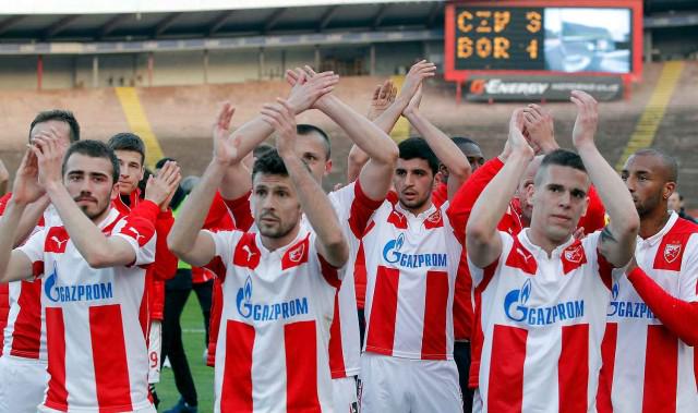 Avramovski and his teammates salute the fans