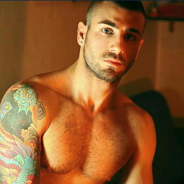 ToddJSaporito's tweet photo. #IG (#bestfitmales) #itsToddS #ToddJSaporito #IGCaption (🔥🔥🔥🔥 @lelesalci #FitBoys #Fitness #BuffBoys #MuscleCity #C… http://t.co/CaATpIKrOS