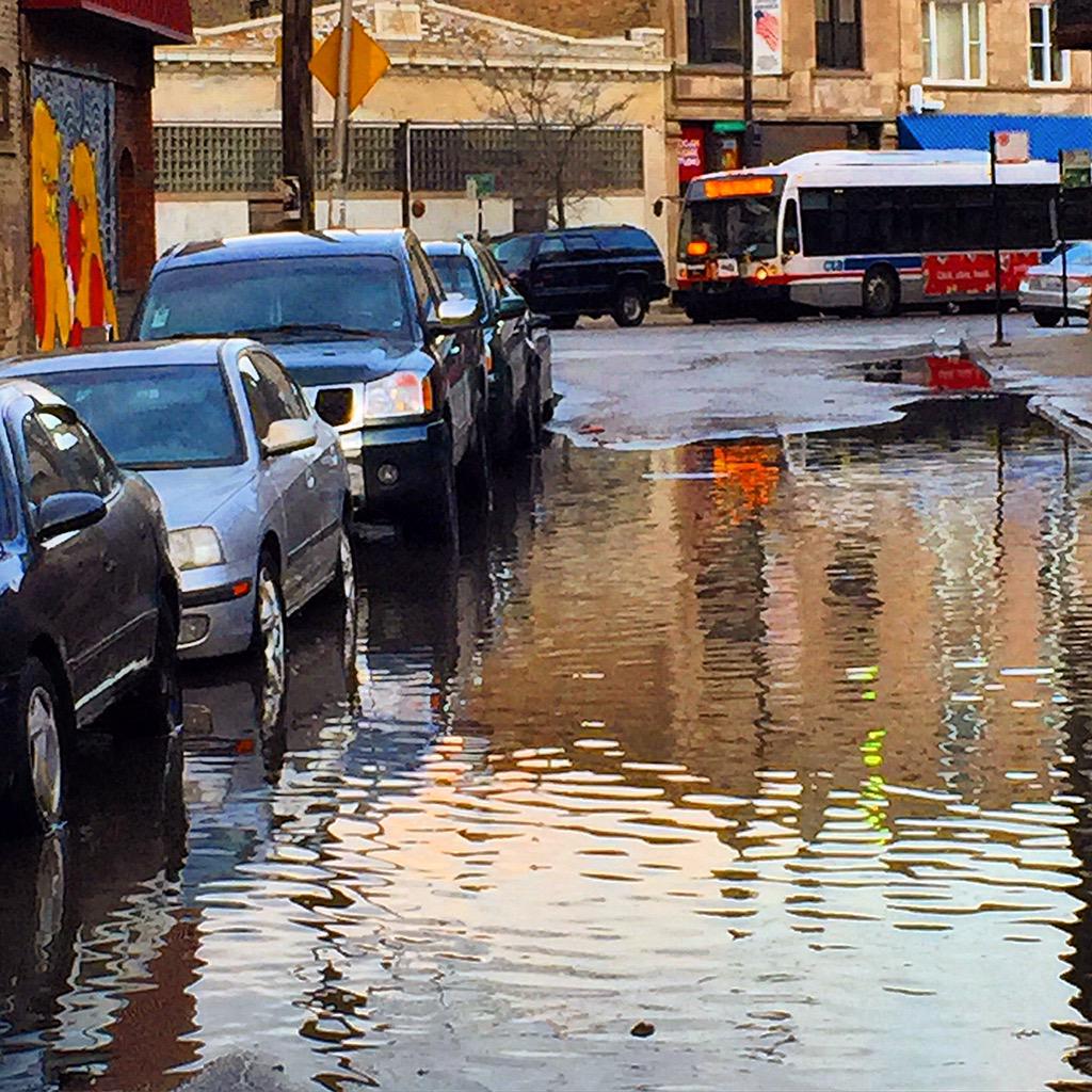 Do312's tweet photo. Lake Medill is back, who wants to loan us a kayak? #becauseweather http://t.co/q64b0jsz5P