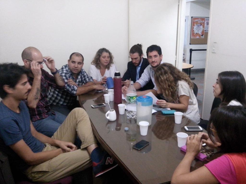 ComisionMpf's tweet photo. La Comisión ahora trabajando sobre proyectos de implementación del código. @pabloserdan @perezredux @martincosta http://t.co/LIWyakKMbZ