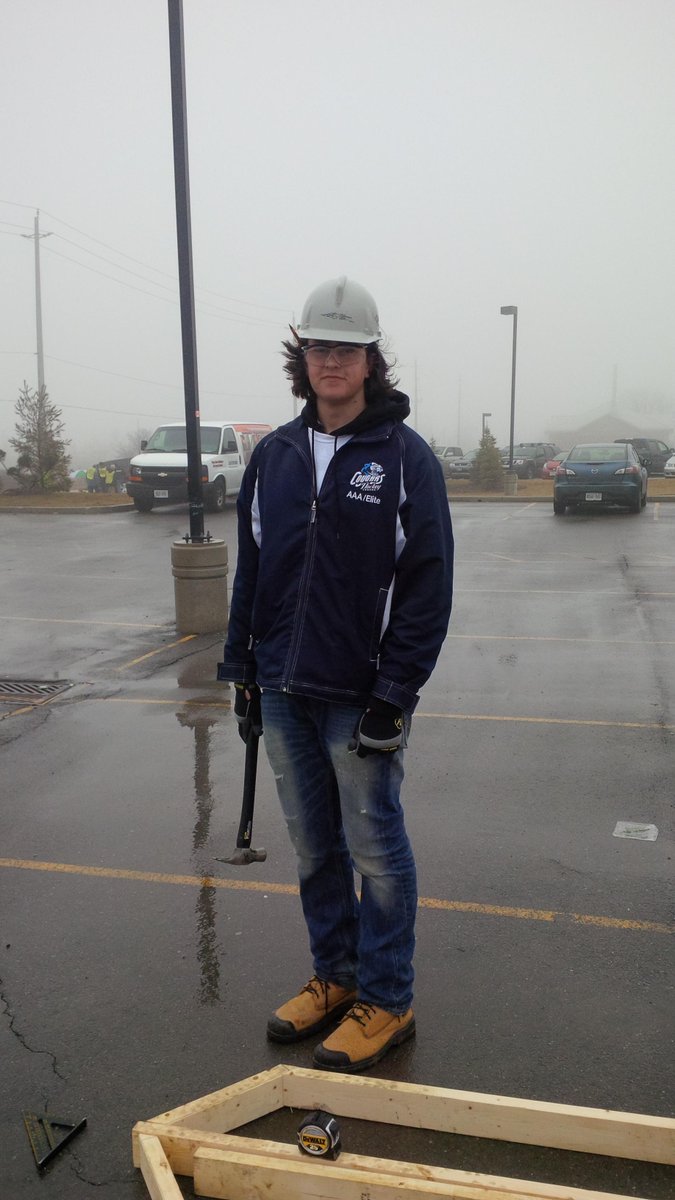 Altonprincipal's tweet photo. Hayden GOT TECH  Huskies compete at Halton Skills Olympics today Looking for more hardware and heart!  #haydenhuskies http://t.co/GVaaa98wdP