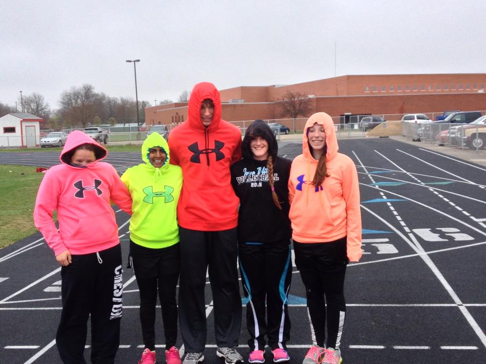 BirchardSteve's tweet image. Undr ArmourTeletubbies #trackpractice