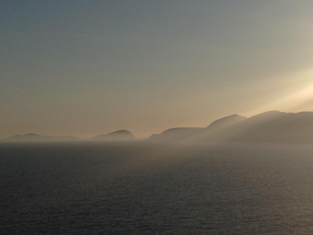 Irishadventures's tweet photo. Blaskets Islands in the evening sun. @Discoverkerry @irelandswaw @discoverirl @TourismIreland http://t.co/6sn7Yz7s92