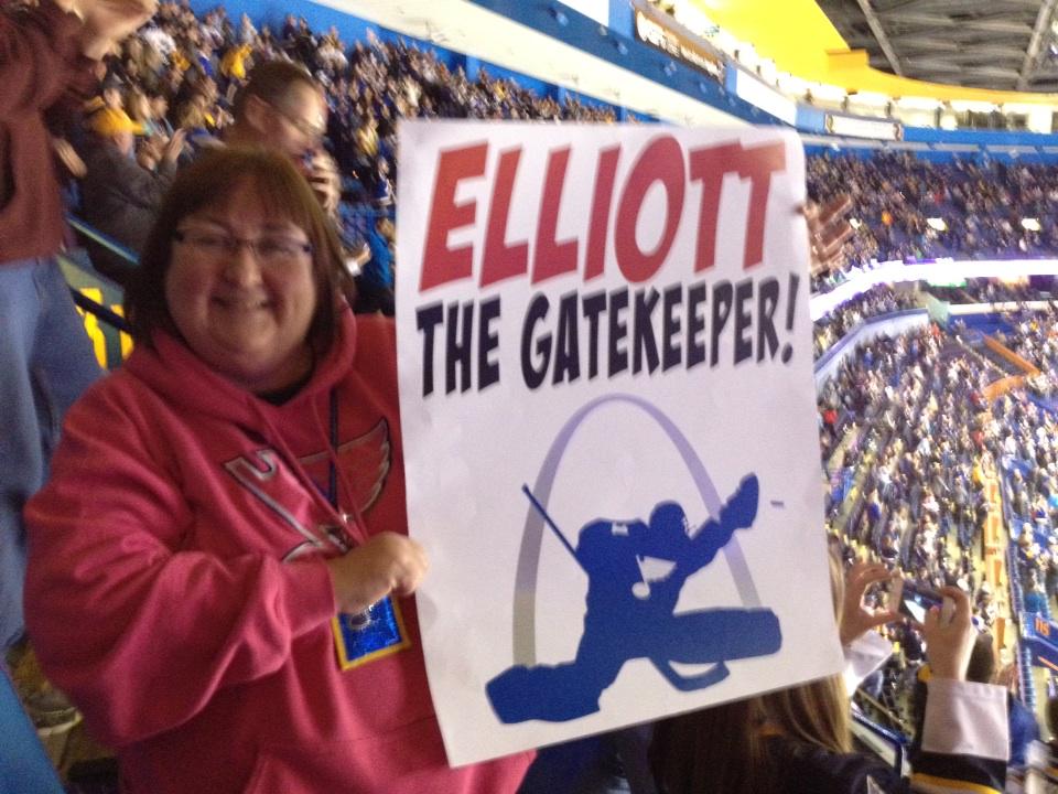 BluesSignGirl's tweet photo. #BMOBluesSignContest http://t.co/zr1P16Nef1