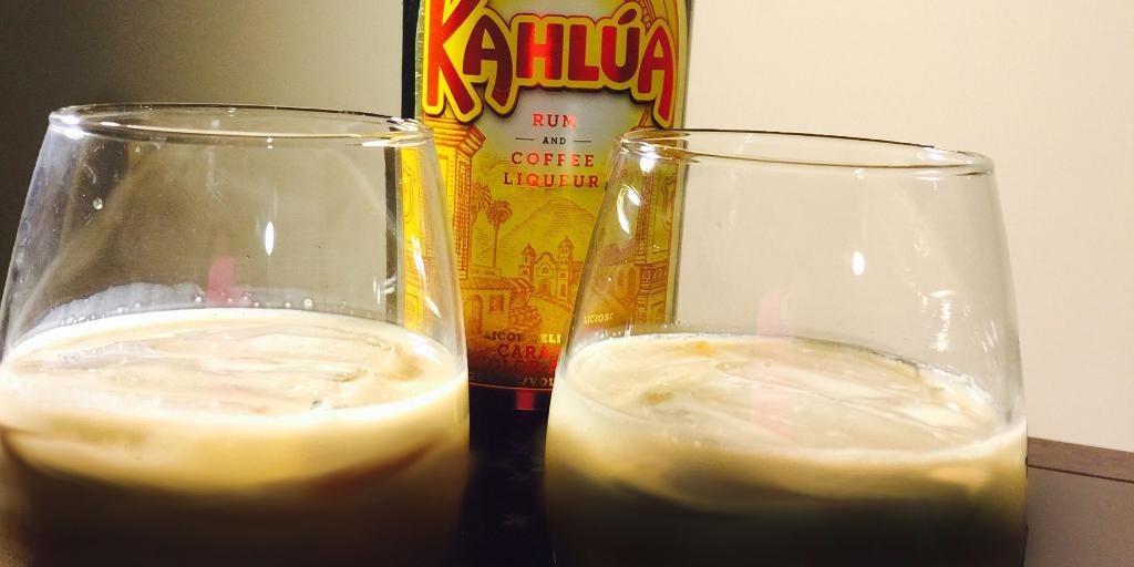 Kahlua's tweet photo. Go with the more experienced one. Order a #KahluaWhiteRussian. #ThirstyThursday http://t.co/sYTAXHgMOp