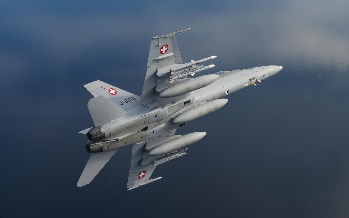RTX_News's tweet photo. We put the newest AMRAAM missile, AIM-120D, to the test. Check out its high scores: http://t.co/oGNowph3dl http://t.co/eqcctRVvqB