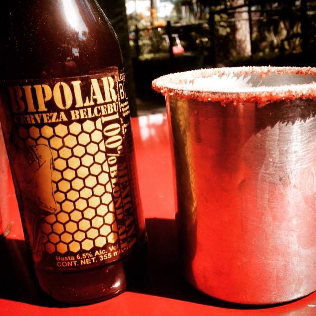 ellugarcitodf's tweet photo. Con este #Calor aqui te esperamos con una #bipolar #cervezaartesana #BlondAle http://t.co/zNQau8GOMv