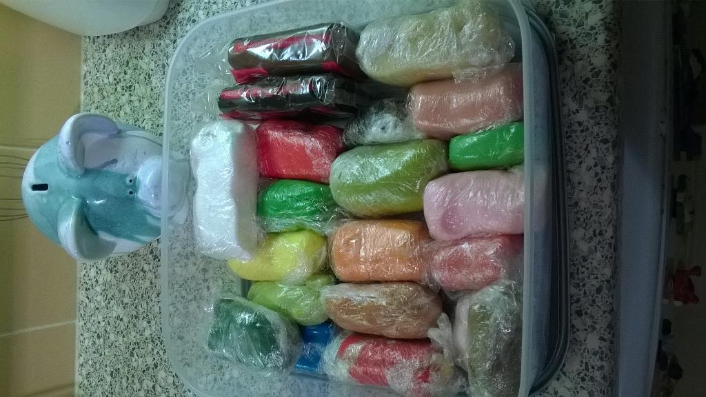 SuperDupaRodney's tweet photo. Colours mixed for tomorrow nights sugar craft Dem in Glissop http://t.co/LgBVqsW1Yu