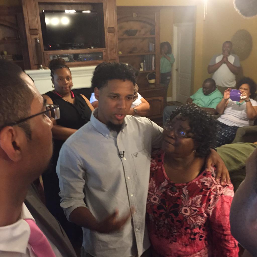 Craig Melvin on Twitter: "The man who captured the video meets the