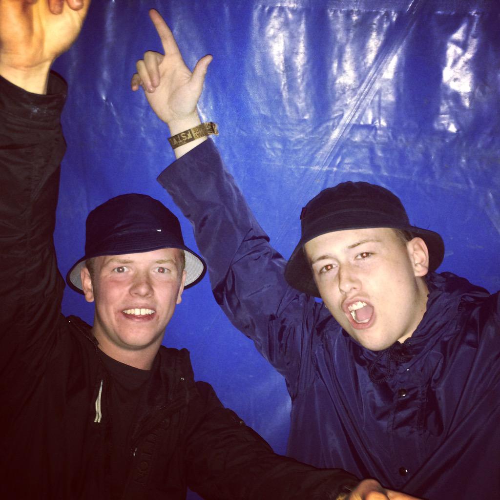 JoeEdgell's tweet image. All I wanna do is do it #tbt #KevinAndPerryGoLarge