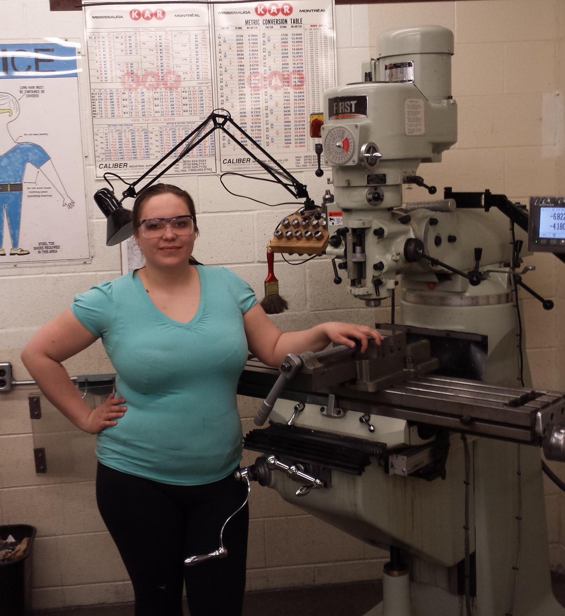 YUSci_Olga's tweet photo. The student machine shop is a little known secret at York http://t.co/bR0IMrk8ip