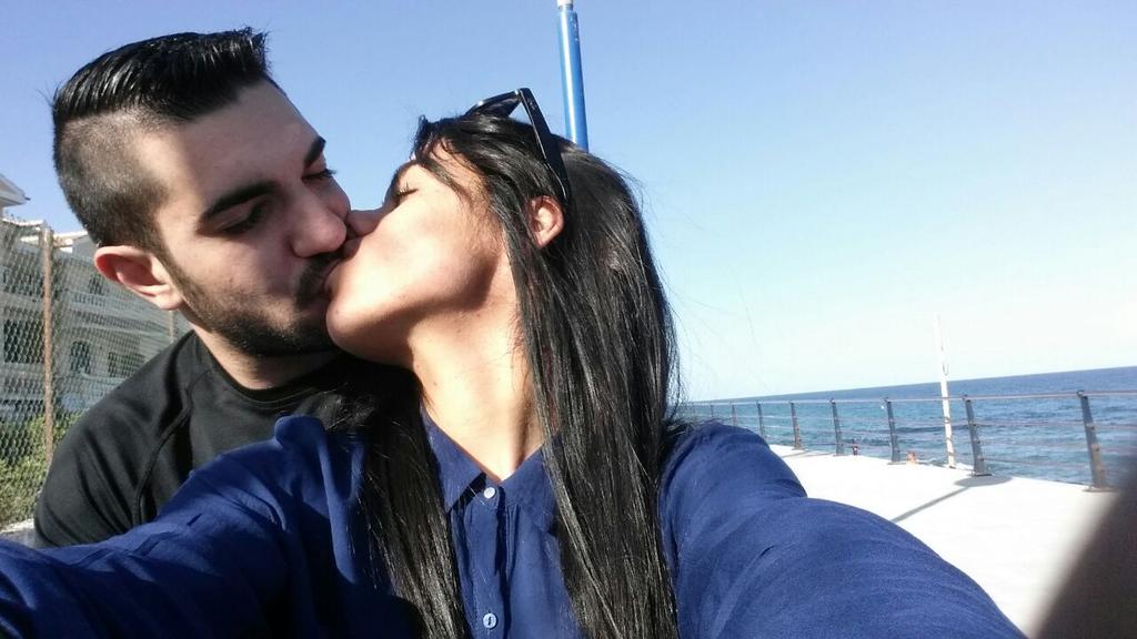 isarubira13's tweet photo. Te puedo querer más?? #NoPuedo  #AmorAmorAmor @RubenAleman90 http://t.co/TdY4136UYE