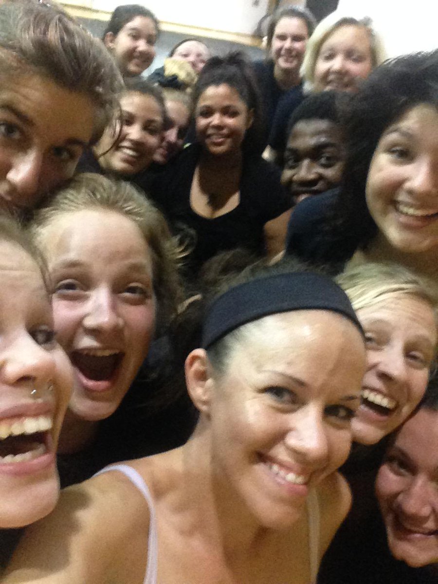 RiderHSGuard's tweet photo. Puppy pile #family #edsheeran #iseefire #uglycry #21 #thisiswhyispin http://t.co/83j0gA5GhW