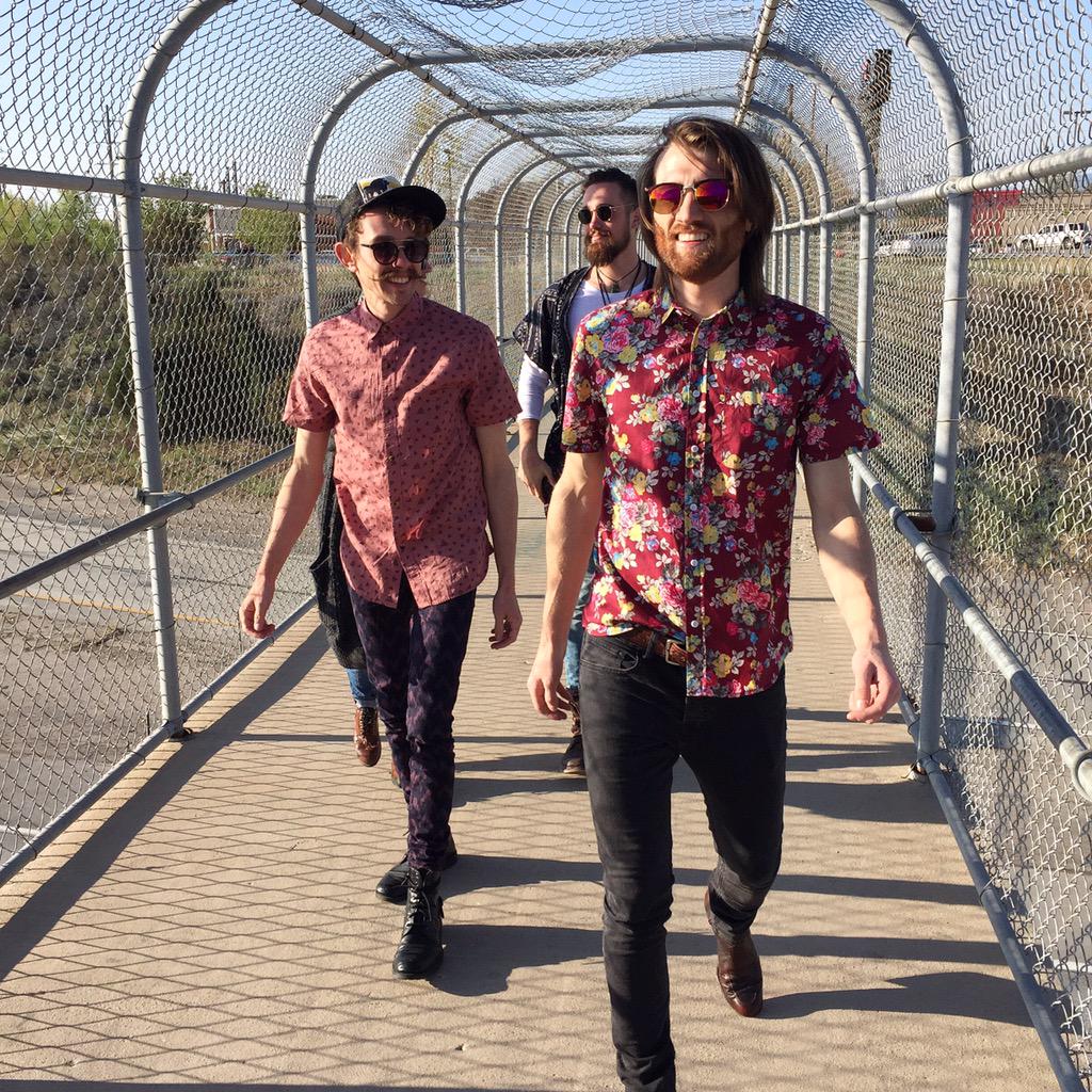 travisvanhoff's tweet image. Uptown funk you up! #beards #vanladylove #uoonyou #urbanoutfitters #brunomars
