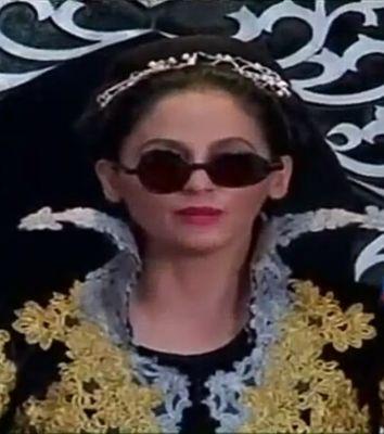 Happy Birthday tante wish you all the best and keep spirit 