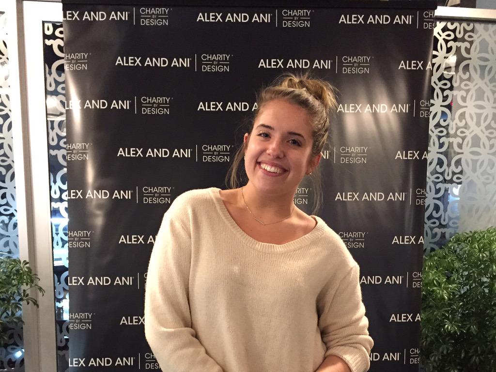 ASHaLEYerh's tweet photo. THANK YOU @CHARITYBYDESIGN for all you did for @linzEbee @LLSusa #MWOTY campaign! #CharmedByCharity http://t.co/J3DVkNnDRS