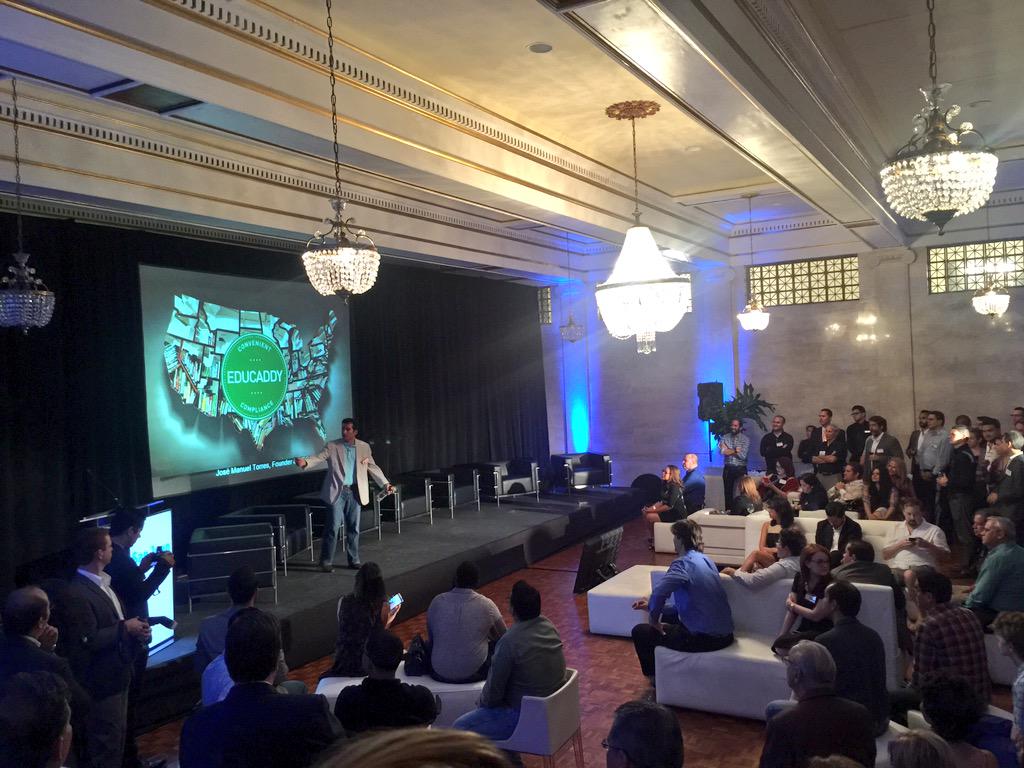 sofiastolberg's tweet image. #SJTM @educaddy pitching right now! @startupsofpr @piloto151