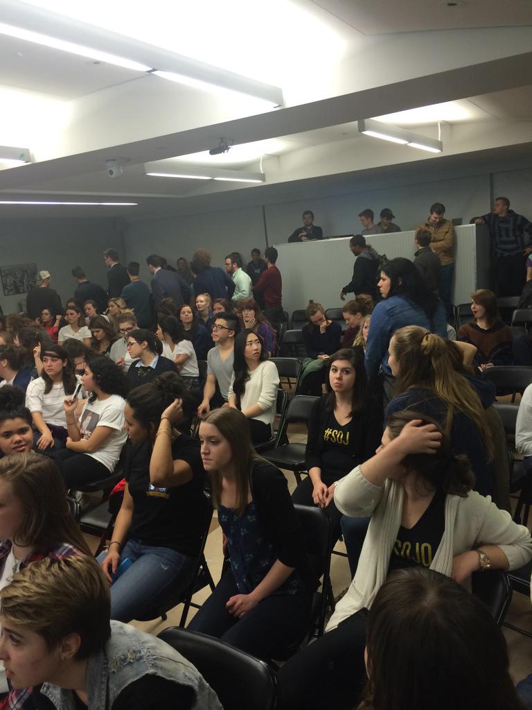 carlyhoilman's tweet image. "We are breaking EVERY fire code." - Megan Phelps #overheard #interregnumxi #randomthemedebate