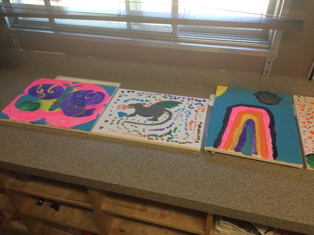 sherrymurphy76's tweet photo. @ChildCareYMCA SH children creating masterpieces! #Ilovemyjob http://t.co/b7jxVghOE2