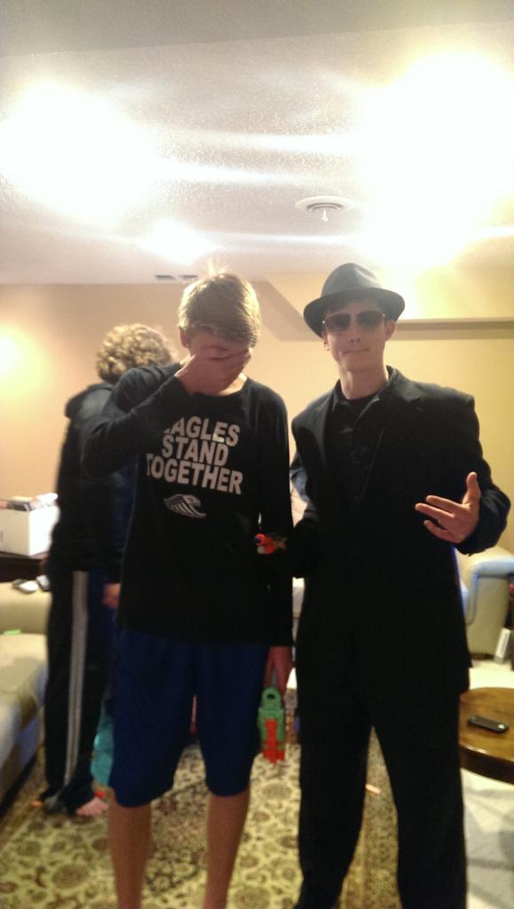Batman_Robin4's tweet photo. The Batman strikes again. Better luck next time. #Payback @NLA_Nerf @michael_borner revives at 11:48. Score is 5-3 http://t.co/ZlkZIGNcwN