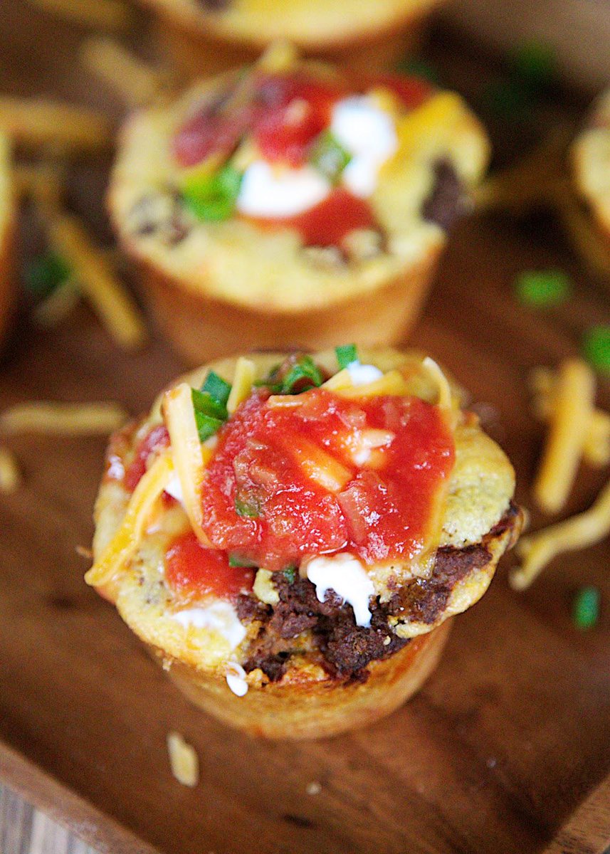 plainchicken's tweet photo. {NEW} Taco Cornbread Muffins @cornbread_fest @LodgeCastIron #Giveaway #CornbreadCookoff http://t.co/CA491SxykN http://t.co/MuNCnI1lYq