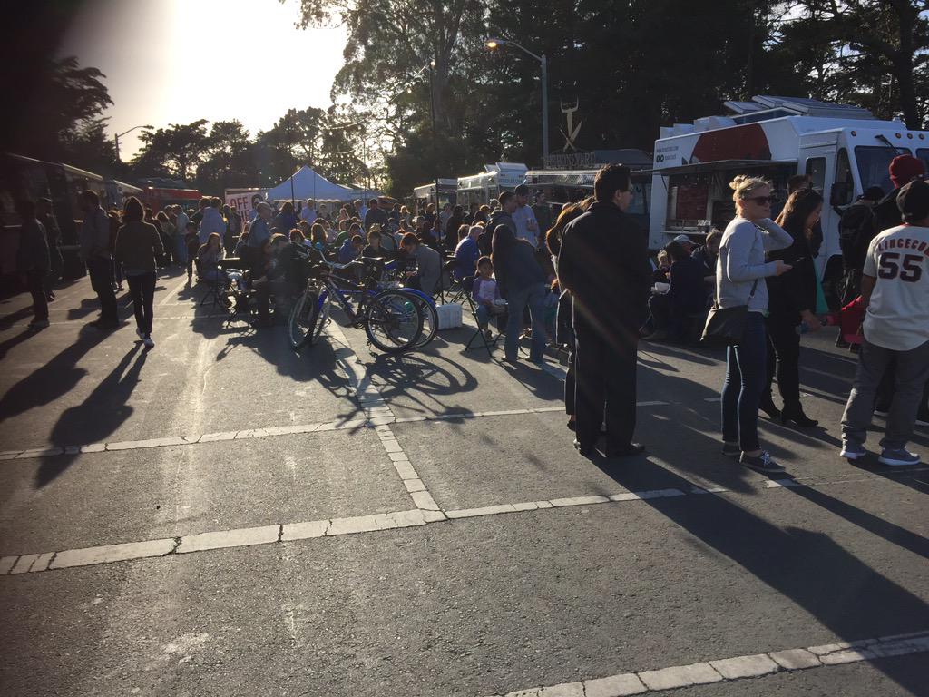 SFParkCaptain's tweet photo. About to walk the foot beat on Haight St. but I just ran into 11 food trucks. As the new Capt. should I try them all? http://t.co/N76UbPESzS