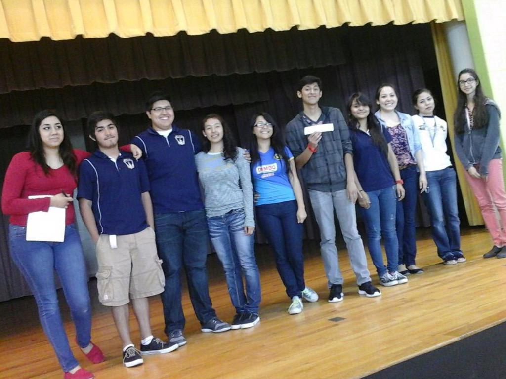 jimmycarterechs's tweet photo. The Society of Hispanic Professional Engineers (SHPE) outgoing officers next to successors. Congrats  New Officers ! http://t.co/uw7n0DwqG6