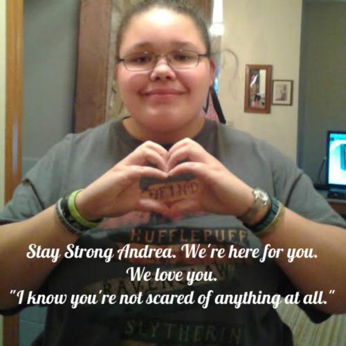 PooquelleC's tweet image. @taylorswift13 &amp;amp; Andrea. We are here for you and love you! #PrayForMamaSwift #MamaSwiftProject @Shameonmeow_