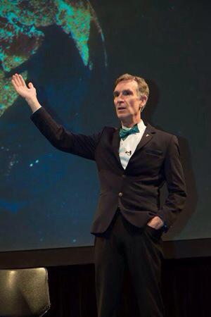 DawnWells_'s tweet photo. #ThankYou #BillNye and all our speakers for a great talk and fantastic discussion about #NextGenNuc @Columbia @CUCSD http://t.co/qMeIVlTsxk