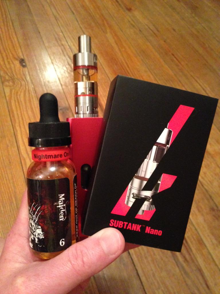 shandi_hammond's tweet photo. #vapingsavedmylife #NOTblowingsmoke
#newtoy #subtanknano http://t.co/VDUOO9aXEU