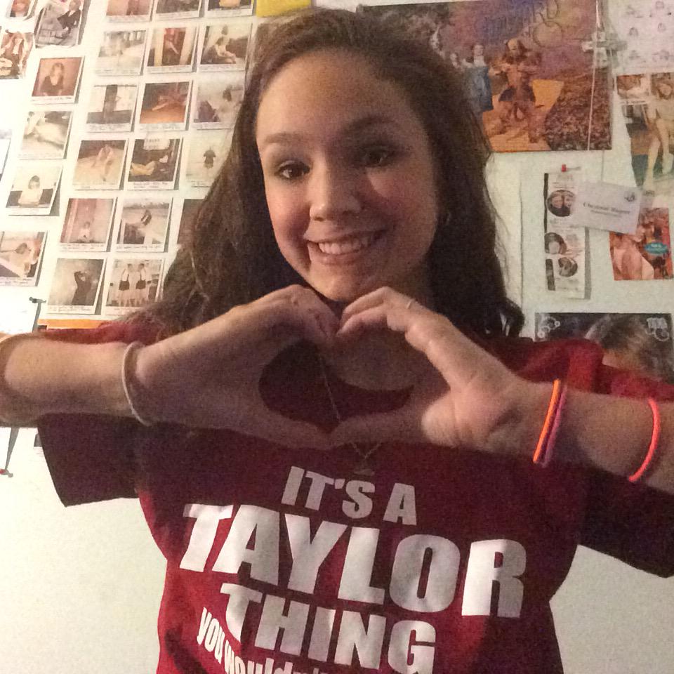 idkcheyenne13's tweet image. @TSwiftPR #MamaSwiftProject