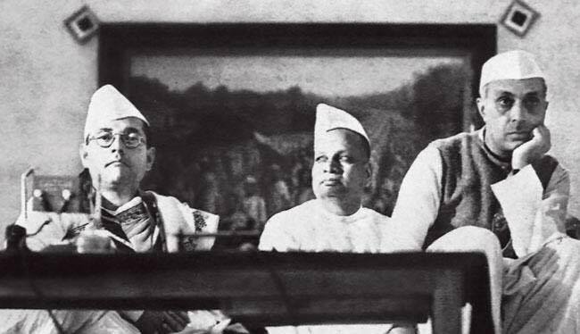 SMedia4's tweet photo. "Nehru spied on Subhas Chandra Bose's family for 20 years #NehruSnooped | http://t.co/WAtMCuda68 http://t.co/98S8rBQWDw" #WipeOutCongress