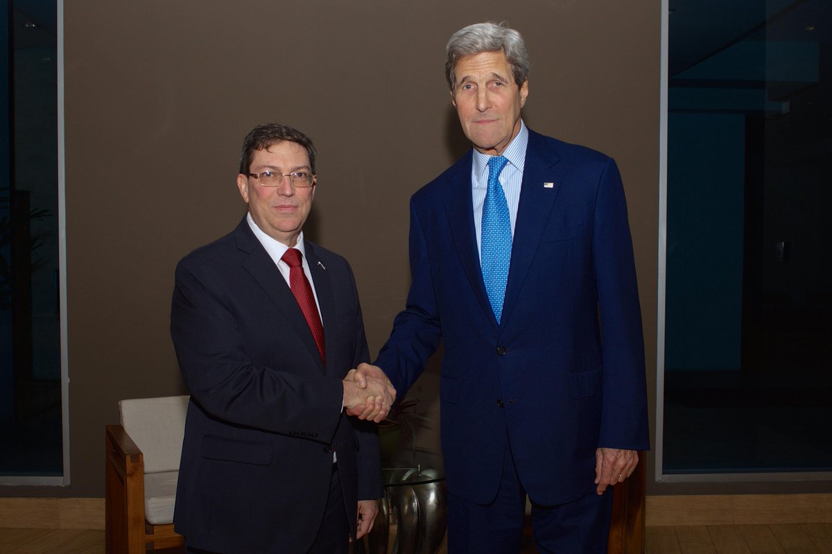 US and Cuba Top Diplomats John Kerry and Bruno Rodriguez Meet in Panama