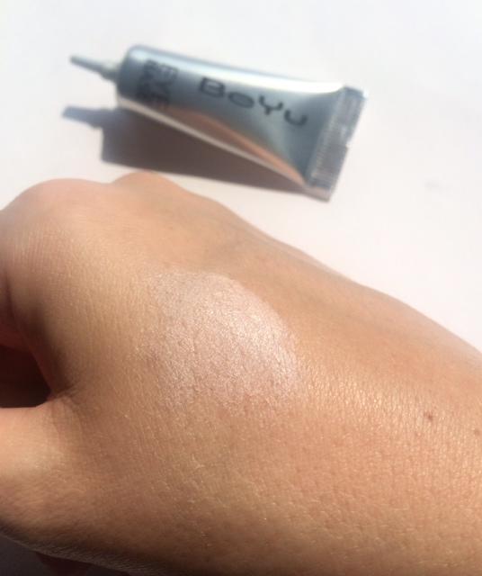 beautybyfrieda's tweet image. This really makes a difference! #eyebase by @BeYu_Cosmetics bit.ly/1GwjiEh #primer #bblogger
