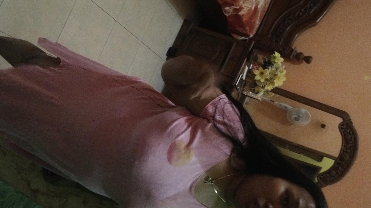 toni_234's tweet photo. Prsiapan genjotin tante ndut/btuh tenaga ekstra ni ky ny/mklum si tante dtinggal suami keluar negri selama 5 thn lbih http://t.co/iWjww5o4k0